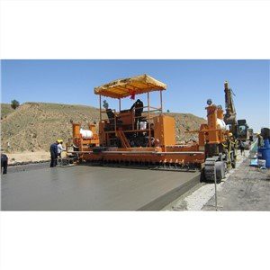 コンクリート道路建設機械